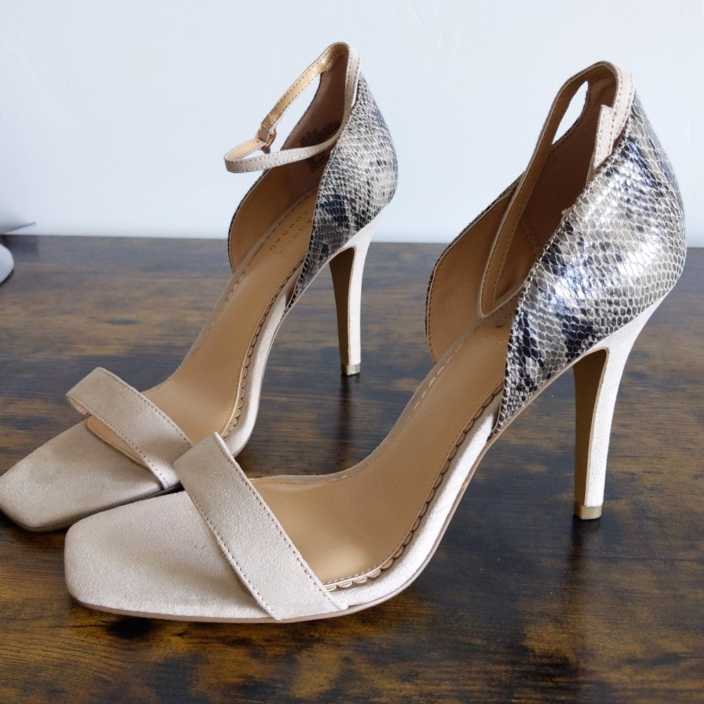 🆕🌿SNAKEPRINT/FAUX SUEDE HEELS🌿